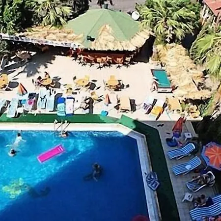 Club Dorado Hotel 3*
