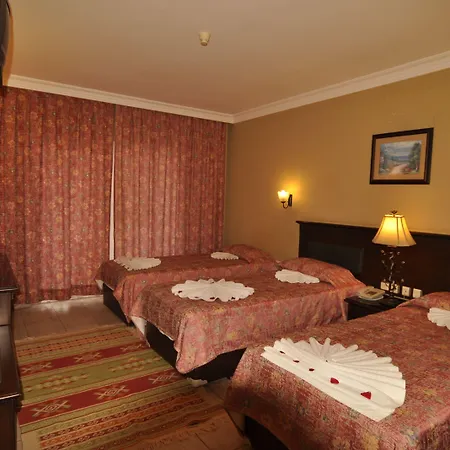 Ξενοδοχείο Club Dorado 3*