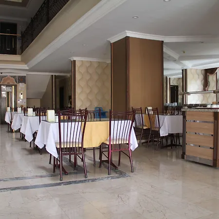 Club Dorado Μαρμαρίς