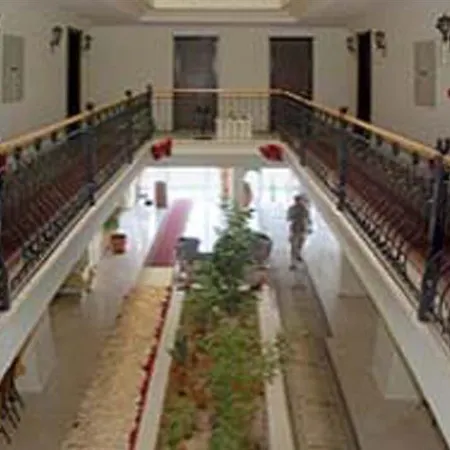 Club Dorado Μαρμαρίς