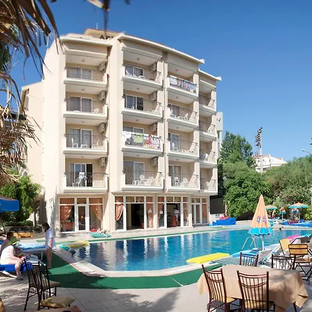 Club Dorado Μαρμαρίς