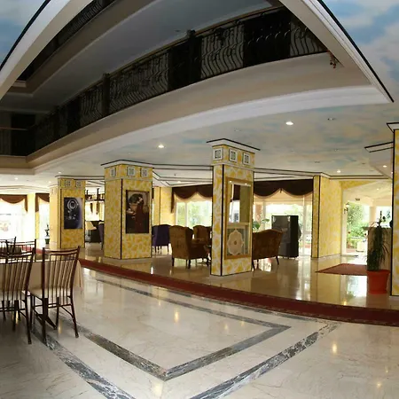 Club Dorado Ξενοδοχείο 3*