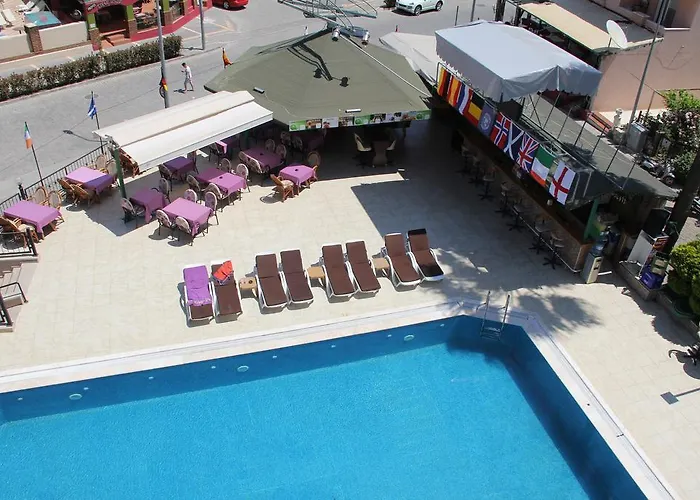 Club Dorado فندق