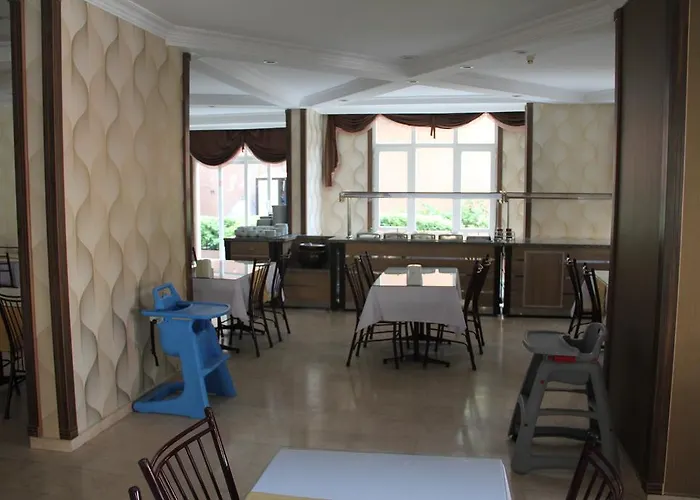 Hotel Club Dorado 3*