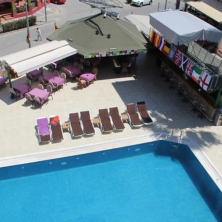 Club Dorado Hotel
