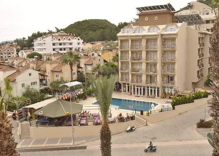 Club Dorado Отель