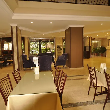 Club Dorado מלון מרמריס